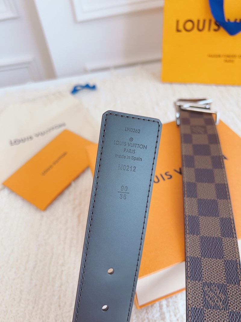 l0vis Vvtt0n belts